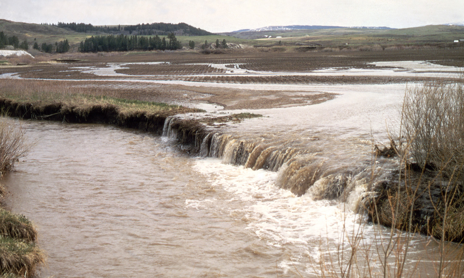 montana-water-erosion Erosion and nutrient pollution from farm runoff